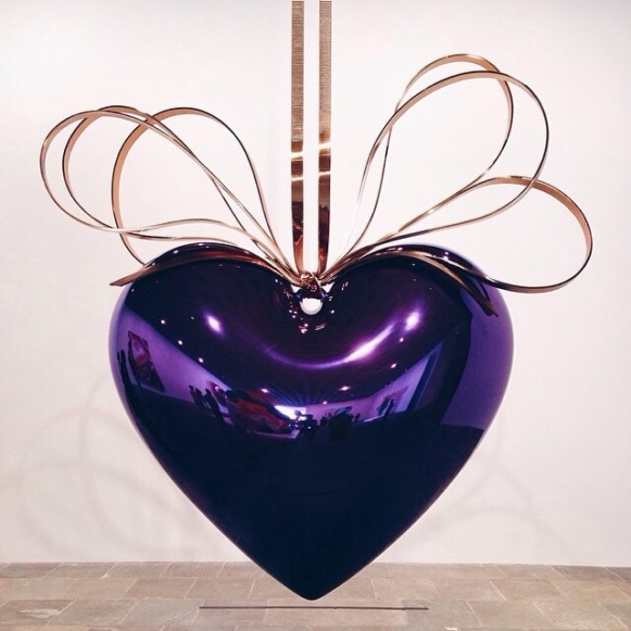 Jeff Koons Purple Balloon