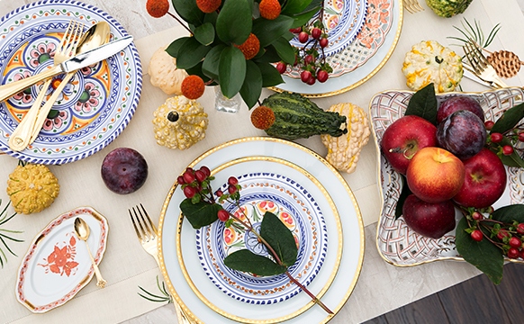 How To Set Holiday Table
