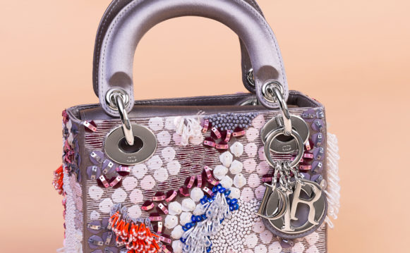 HOW TO TELL IF YOUR LADY DIOR BAG IS THE REAL THING