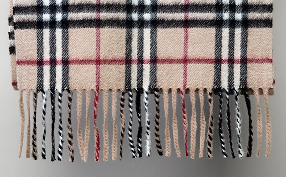 RealStyle | How To Spot A Real Burberry Scarf