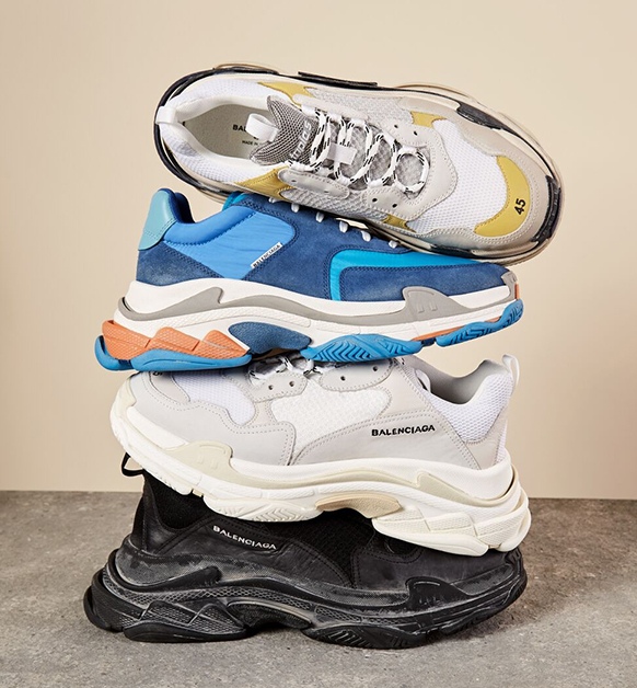 Exactitud innovación Mujer How To Spot Real Balenciaga Triple S Sneakers & Speed Trainers