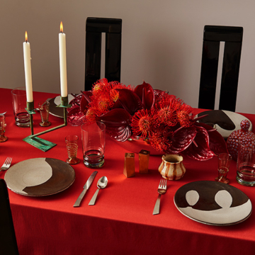 Dining Table Holiday Deco