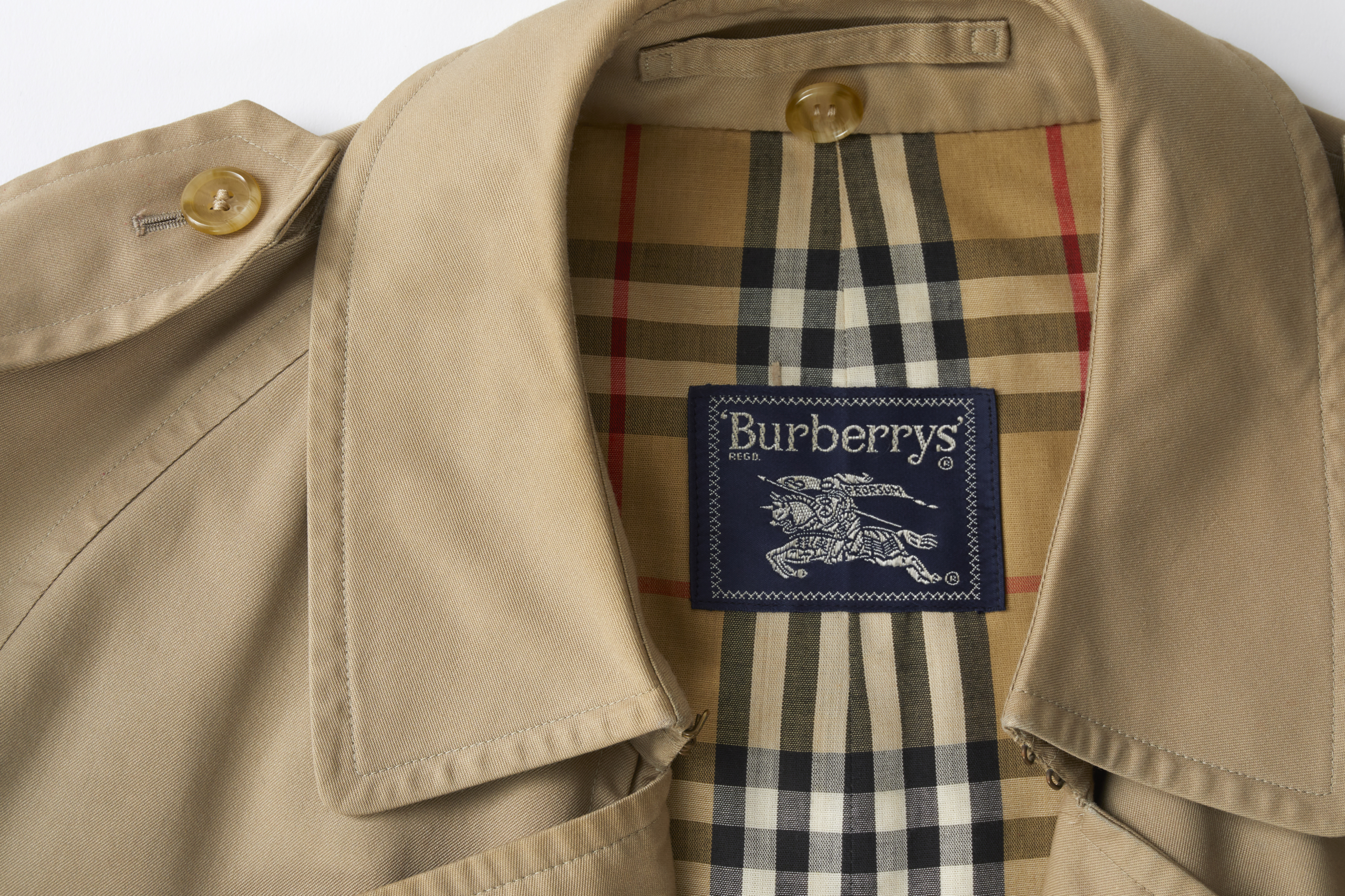 Everything you need to know about the Burberry trench coat – l