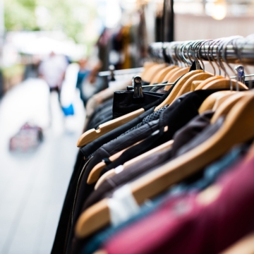 Luxury resale by region